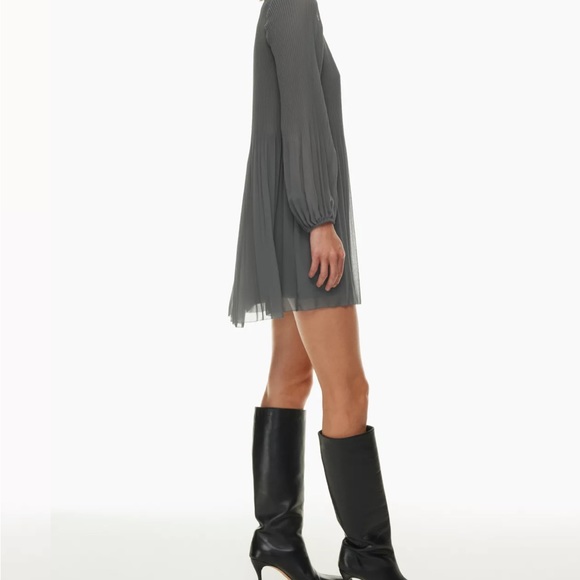 Aritzia Wilfred Dress - Picture 3 of 4